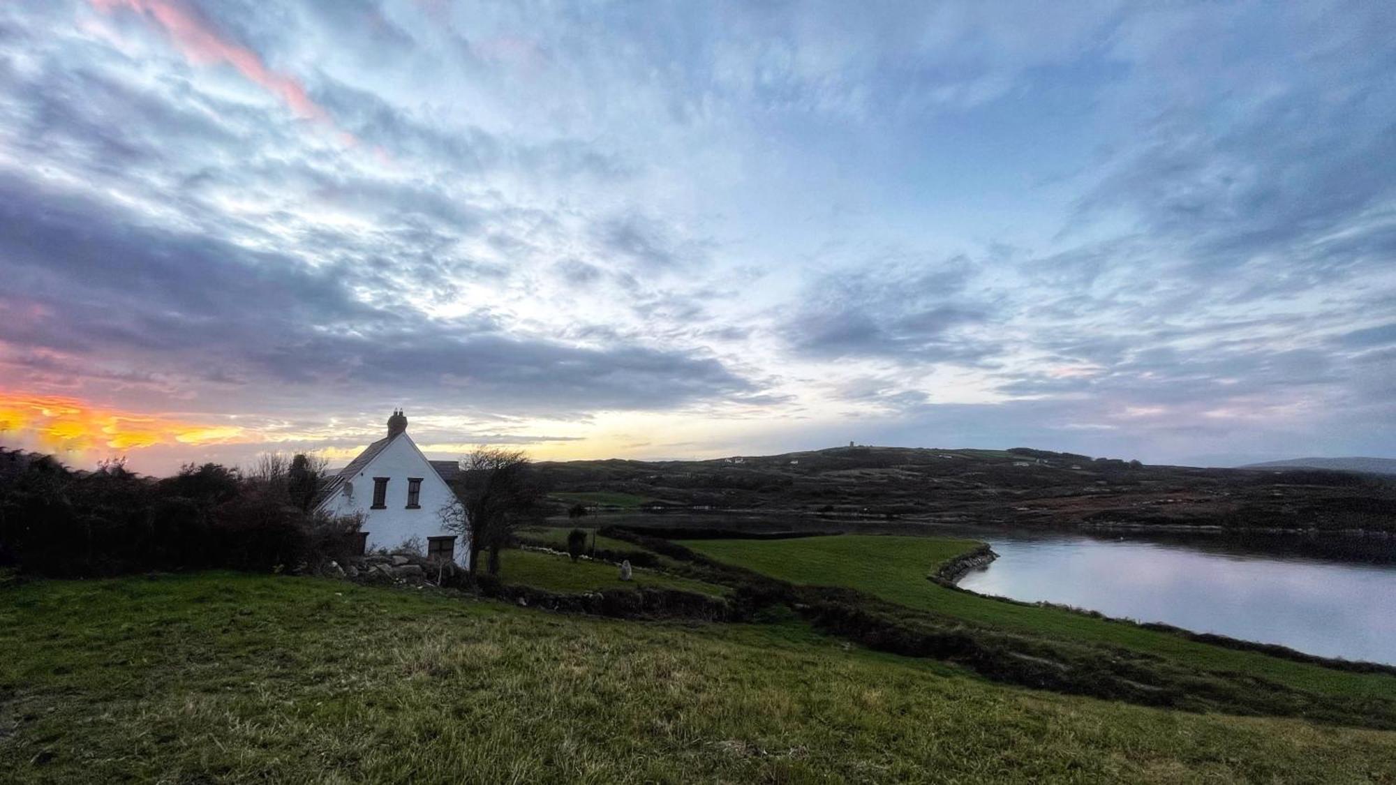 Seafront House With Own Private Pier In Gunpoint, Schull, West Cork Villa Seafort ภายนอก รูปภาพ