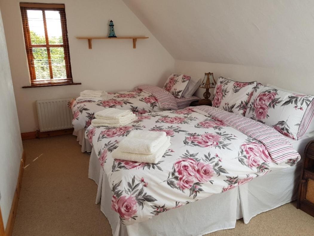 Seafront House With Own Private Pier In Gunpoint, Schull, West Cork Villa Seafort ภายนอก รูปภาพ
